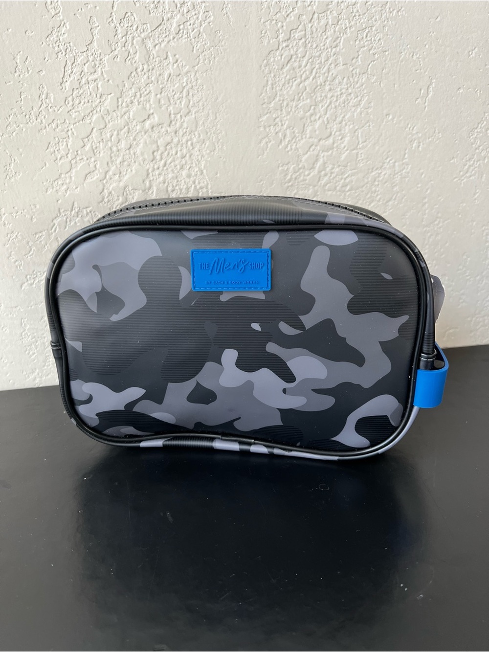 NWT Men's Gray Camo Travel Organizer Toiletry Bag - The Men's Shop
